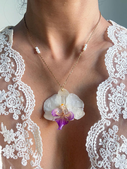 Handmade Orchid Necklace, fresh water pearl, Nature-Inspired Pearl Jewellery