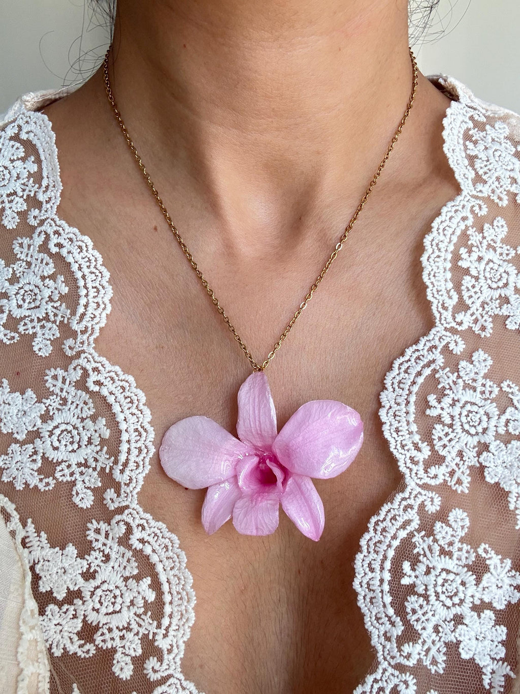 Real Orchid Necklace – Lightweight Handmade Flower Pendant with Stainless Steel Chain